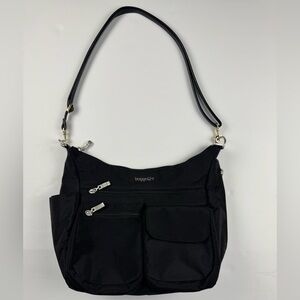 Baggallini Classic Black Hobo Shoulder bag like new condition